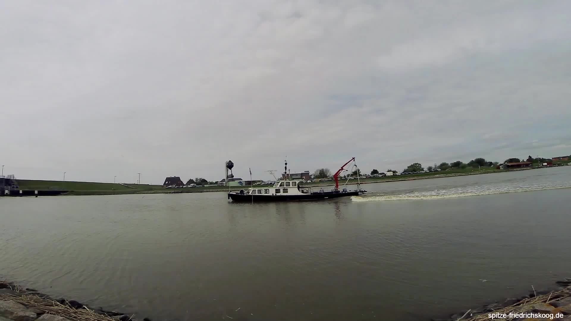 Hafenretter im ehemaligen Hafen von Friedrichskoog